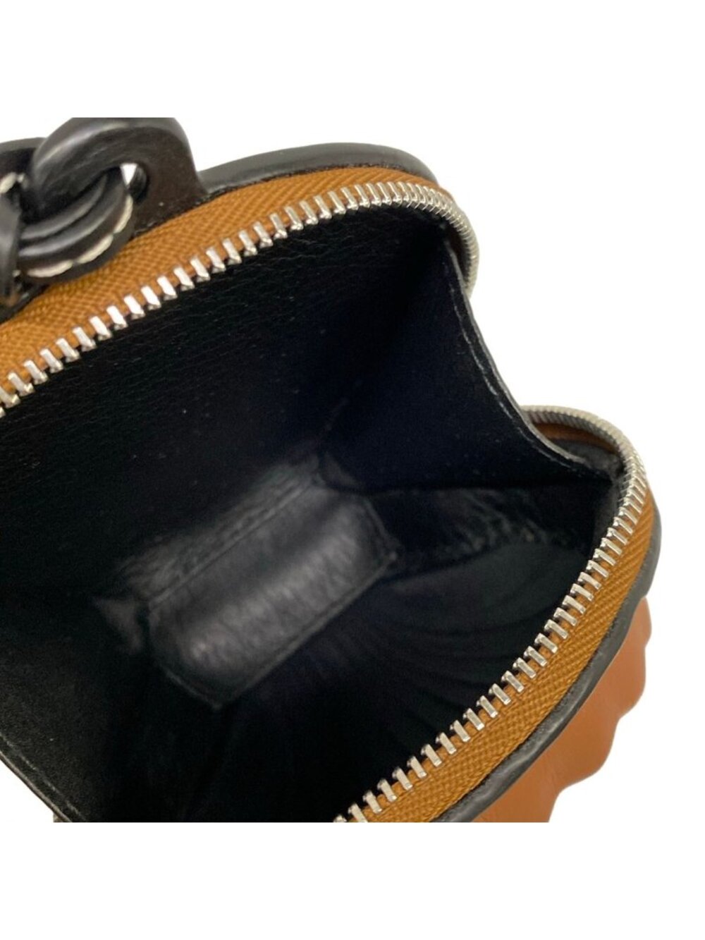 Loewe Pouch Sea Shell Mini Brown Leather - Picture 4 of 7